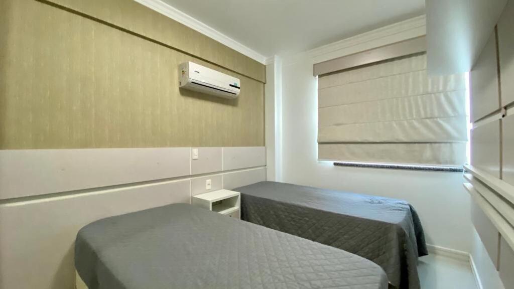 Solar Das Ilhas - Aconchegante Apartamento Na Linda Praia De 4 Ilhas Бомбиньяс Экстерьер фото